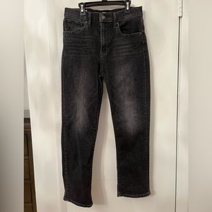 NWOT Levi’s black straight jeans size 30